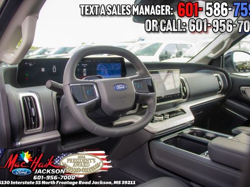 New 2026 Ford Expedition Active image 43