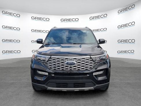 Used 2023 Ford Explorer Platinum w/ Technology Package AWD/4WD image 2