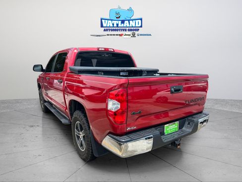 Used 2017 Toyota Tundra SR5 w/ SR5 Upgrade Package AWD/4WD image 3