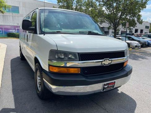 Used 2007 Chevrolet Express 3500 Extended RWD image 22