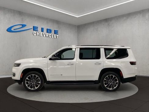 Used 2023 Jeep Wagoneer Series II w/ Premium Group I image 8