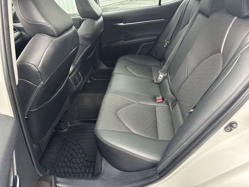 Used 2022 Toyota Camry XSE image 13