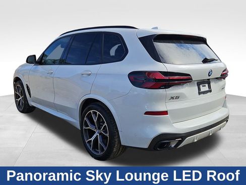 Used 2025 BMW X5 xDrive50e w/ M Sport Package image 5