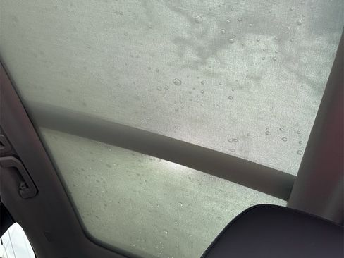 Used 2023 Volvo XC60 T8 Ultimate w/ Climate Package image 14