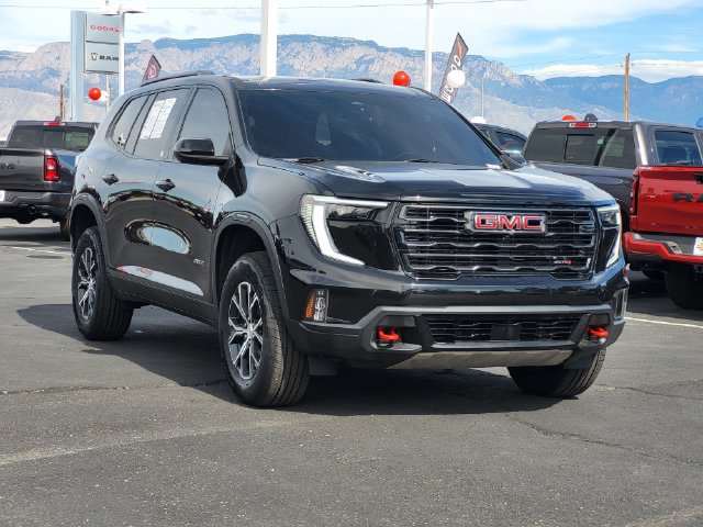 Used 2024 GMC Acadia AT4 w/ Luxury Package AWD/4WD image 13