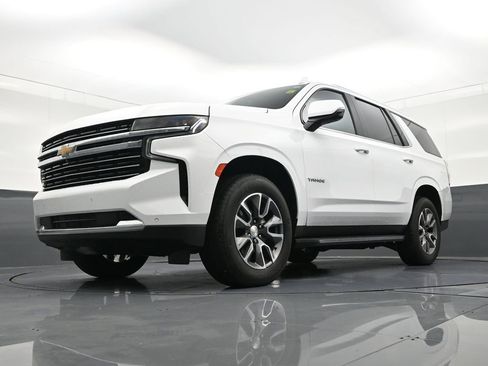 Used 2022 Chevrolet Tahoe LT w/ Luxury Package image 24