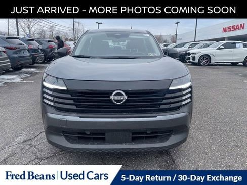 Certified 2025 Nissan Kicks S image 9