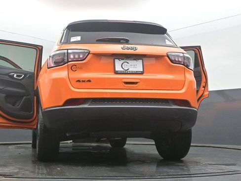 New 2026 Jeep Compass Limited w/ Sun, Sound & Navigation Group AWD/4WD image 60