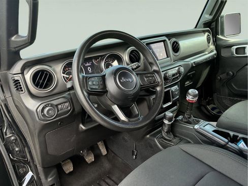 Used 2022 Jeep Wrangler Sport AWD/4WD image 11
