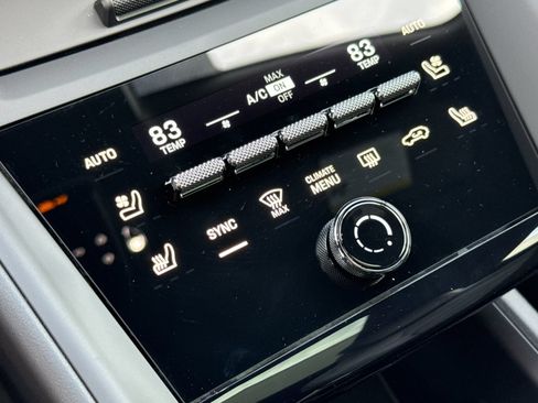 Certified 2026 Porsche Macan 4 Electric AWD/4WD image 25
