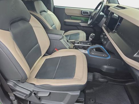 Used 2023 Ford Bronco Wildtrak AWD/4WD image 12