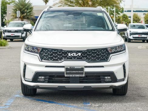 Certified 2023 Kia Sorento EX w/ Panoramic Sunroof Package FWD image 2