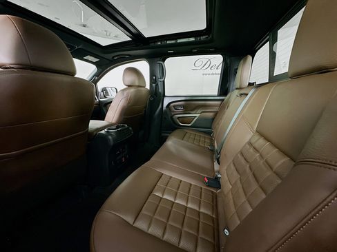 Used 2023 Nissan Titan Platinum Reserve w/ Moonroof Package image 25