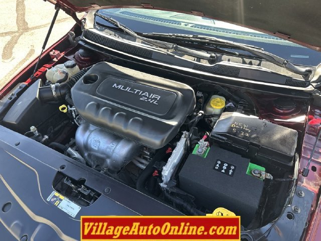 Used 2016 Chrysler 200 Limited FWD image 32