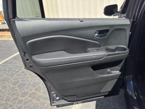 Used 2022 Honda Pilot Special Edition image 42