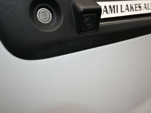 Used 2024 Chevrolet Express 2500 w/ Driver Convenience Package image 32