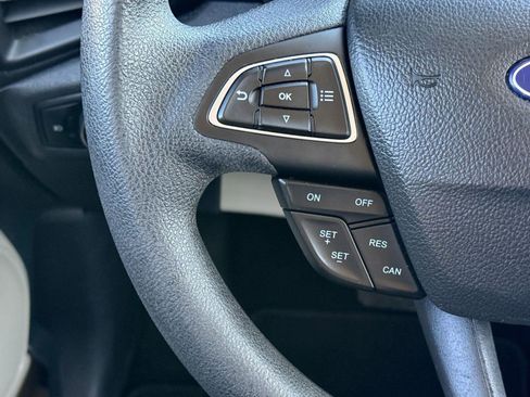 Used 2021 Ford EcoSport SE image 14