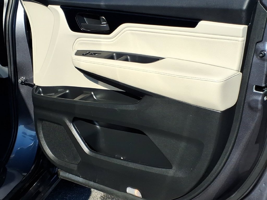 Used 2025 Honda Odyssey Touring image 21