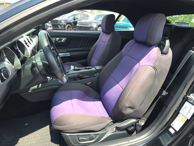 Used 2016 Ford Mustang Premium RWD image 12