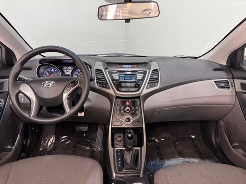 Used 2016 Hyundai Elantra SE FWD image 15