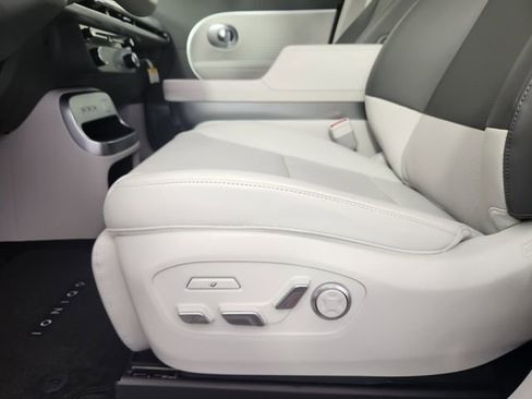 New 2026 Hyundai Ioniq 9 Limited AWD/4WD image 12
