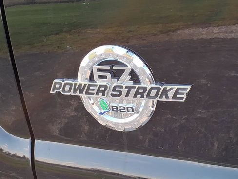 Used 2016 Ford F250 Lariat w/ Lariat Ultimate Package image 7