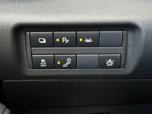 Used 2023 Nissan Kicks S image 29