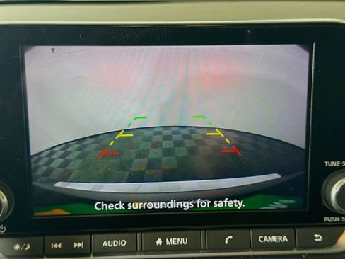 Used 2023 Nissan Rogue SV image 19