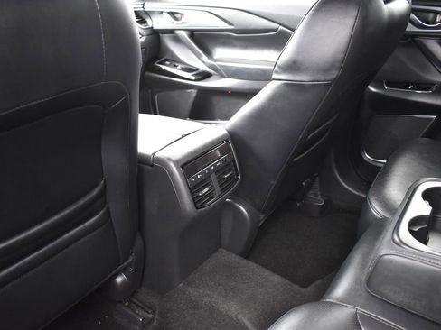 Certified 2022 MAZDA CX-9 Touring w/ Touring Premium Package image 26