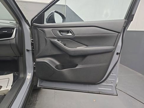 Used 2024 Nissan Rogue SL w/ SL Premium Package image 49