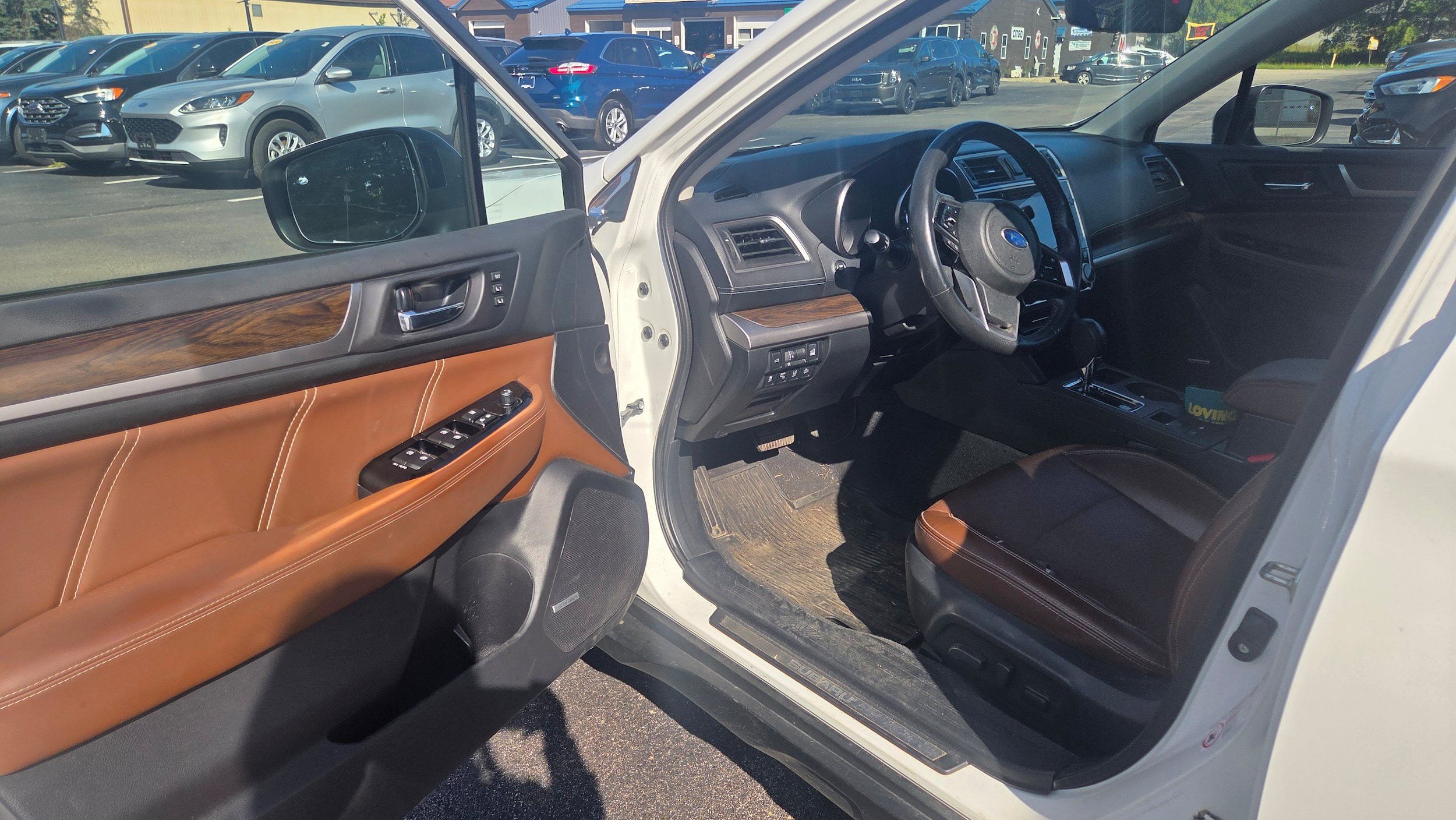 Used 2019 Subaru Outback 3.6R Touring AWD/4WD image 13