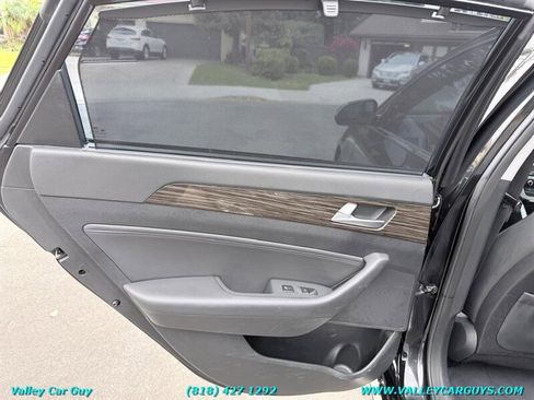 Used 2015 Hyundai Sonata Limited w/ Option Group 06 image 35