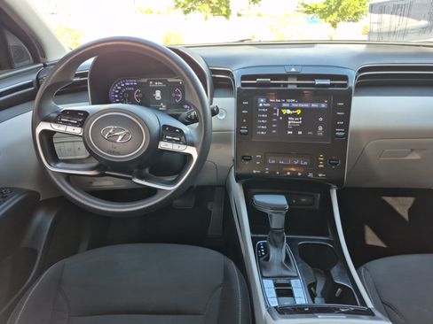 Used 2024 Hyundai Tucson SEL FWD image 18