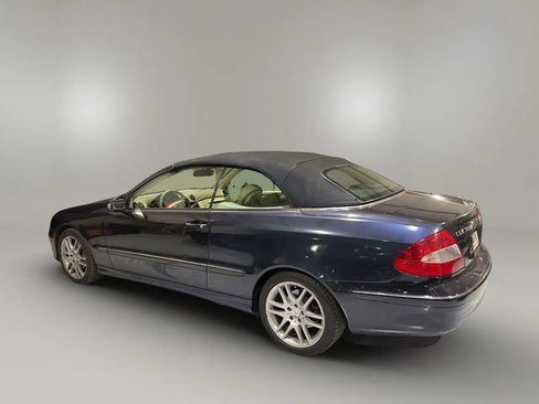 Used 2008 Mercedes-Benz CLK 350 Cabriolet image 4