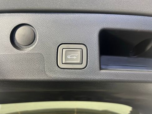 New 2026 Chevrolet Equinox LT w/ Convenience Package II image 25