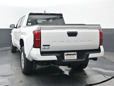 New 2026 Toyota Tacoma SR5 AWD/4WD image 17