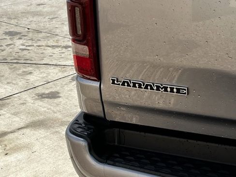 Used 2022 RAM 1500 Laramie w/ Sport Appearance Package image 14