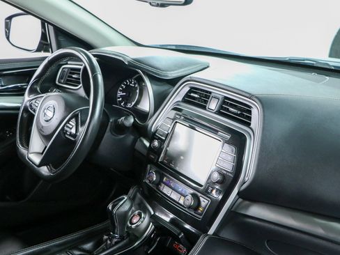Used 2022 Nissan Maxima SV w/ Floor Mat Group FWD image 25