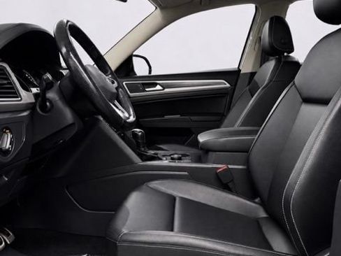 Used 2021 Volkswagen Atlas SE w/ Panoramic Sunroof Package AWD/4WD image 16