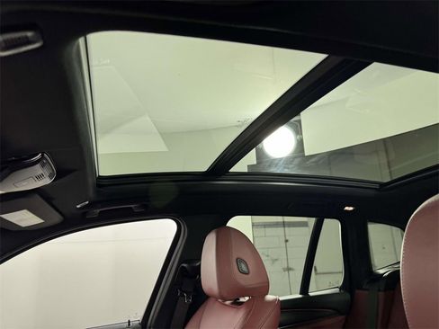 Used 2022 BMW X3 xDrive30i w/ M Sport Package 2 image 32