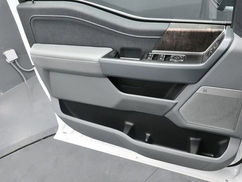 Used 2023 Ford F150 Lariat image 21