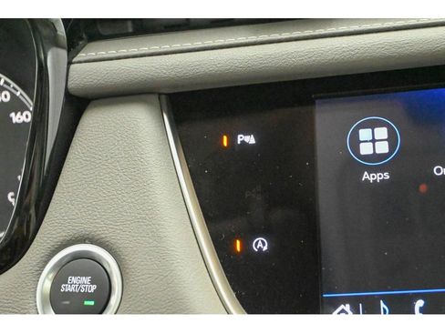 Certified 2025 Cadillac XT5 Premium Luxury image 35