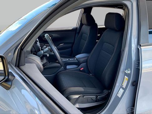 Used 2024 Honda HR-V Sport image 8
