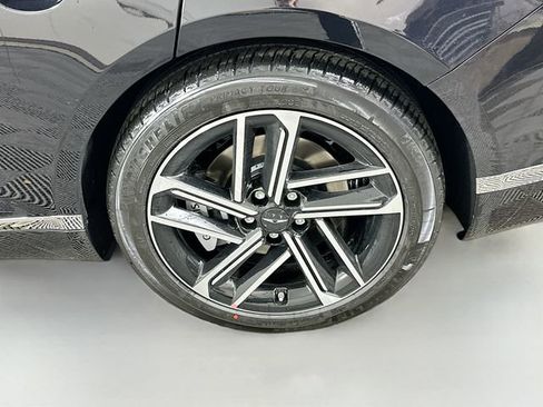 New 2026 Genesis G80 2.5T Advanced image 23