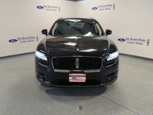 Used 2023 Lincoln Nautilus Reserve w/ Equipment Group 201A AWD/4WD image 2