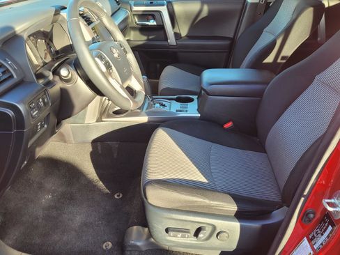 Used 2024 Toyota 4Runner SR5 image 3