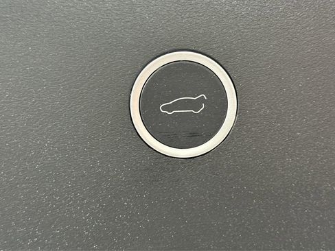 Used 2020 Tesla Model X Performance image 25