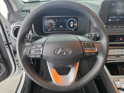 Used 2023 Hyundai Kona SE w/ Cargo Package FWD image 22