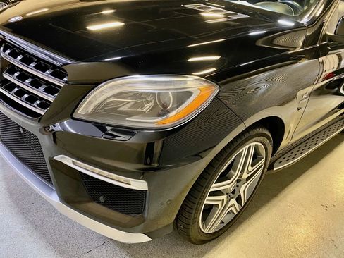 Used 2014 Mercedes-Benz ML 63 AMG 4MATIC image 16