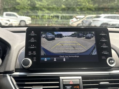 Used 2021 Honda Accord LX image 23